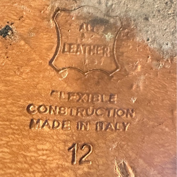 Pronto Uomo Brown Leather Oxfords with Broguing - Picture 9 of 10